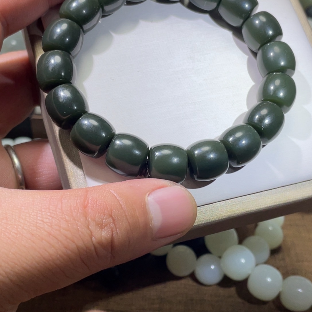 未镶嵌手链和田玉