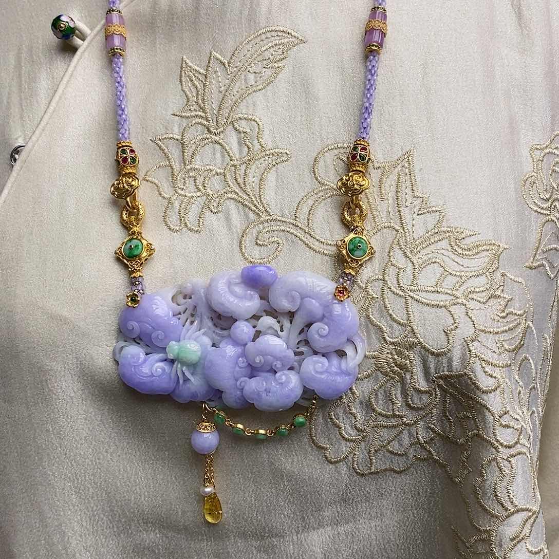 翡翠颈饰未镶嵌天然