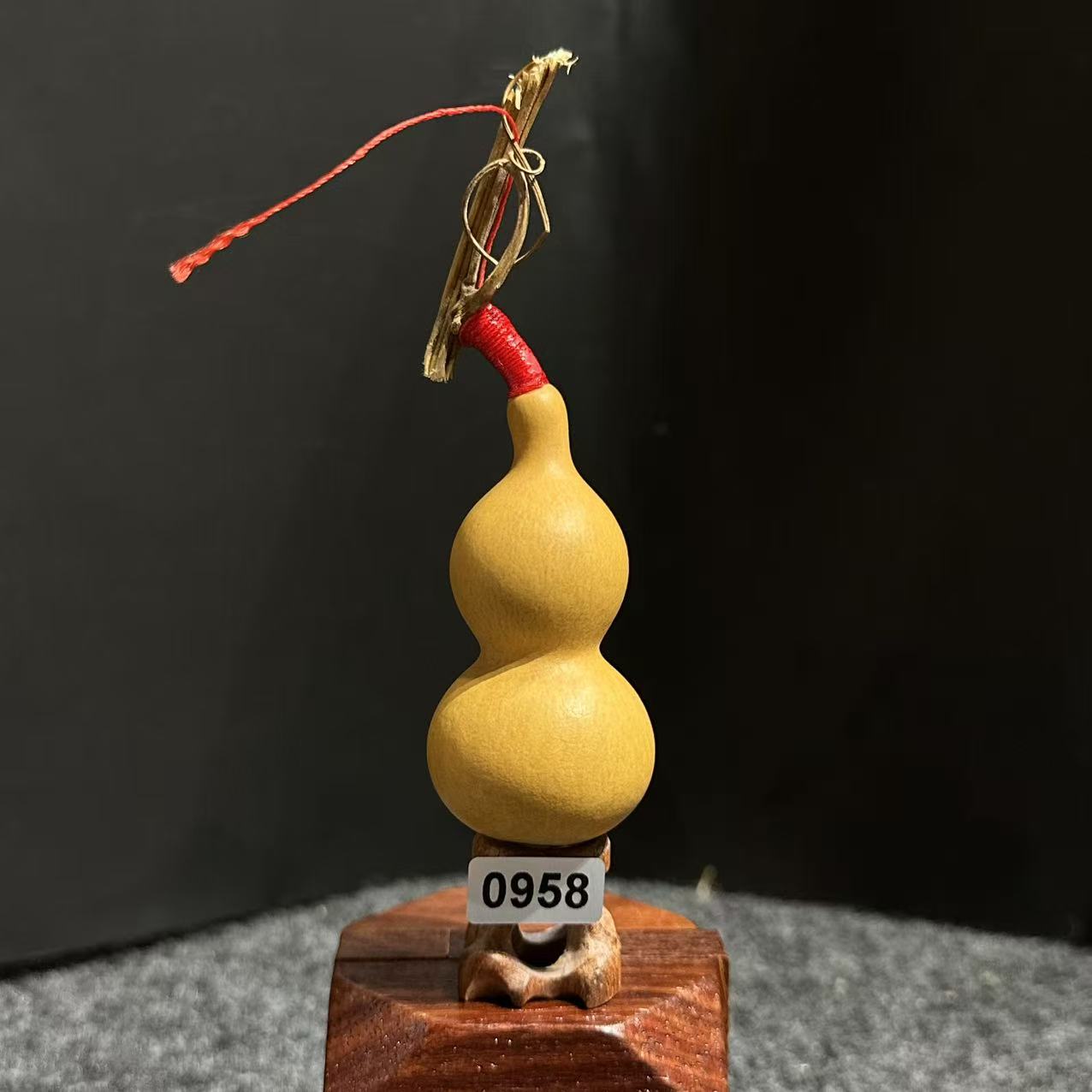 0958号拍品（葫芦）