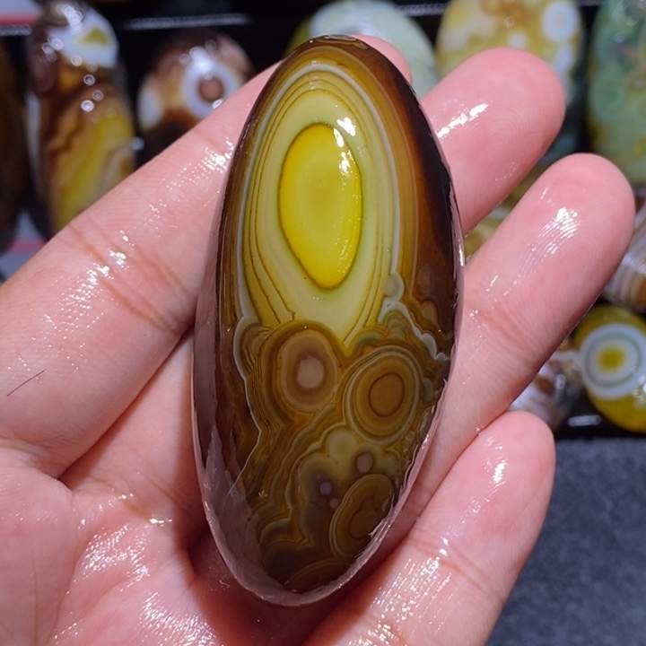 未镶嵌玛瑙/玉髓珠宝奇石