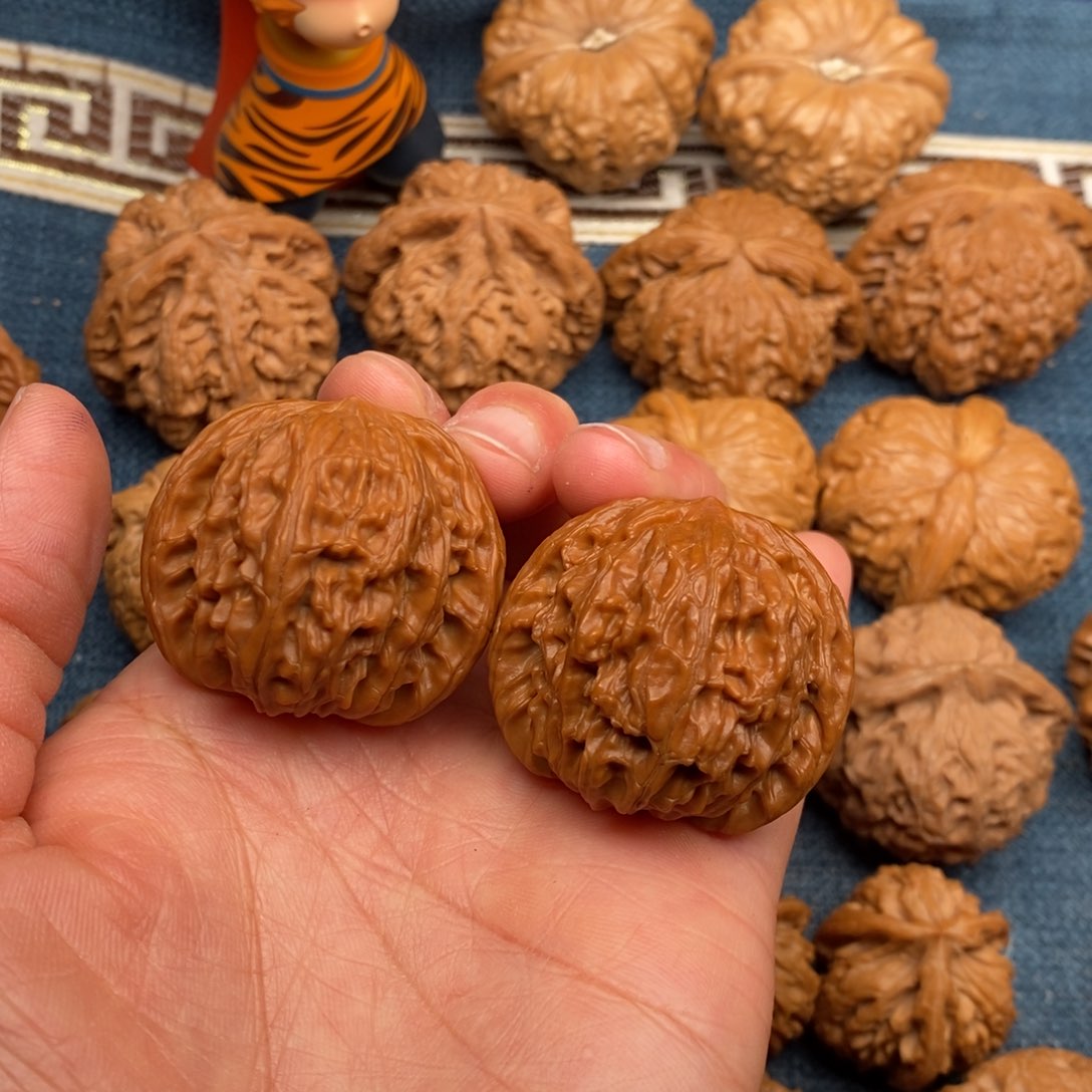 文玩核桃把件37全品正磨