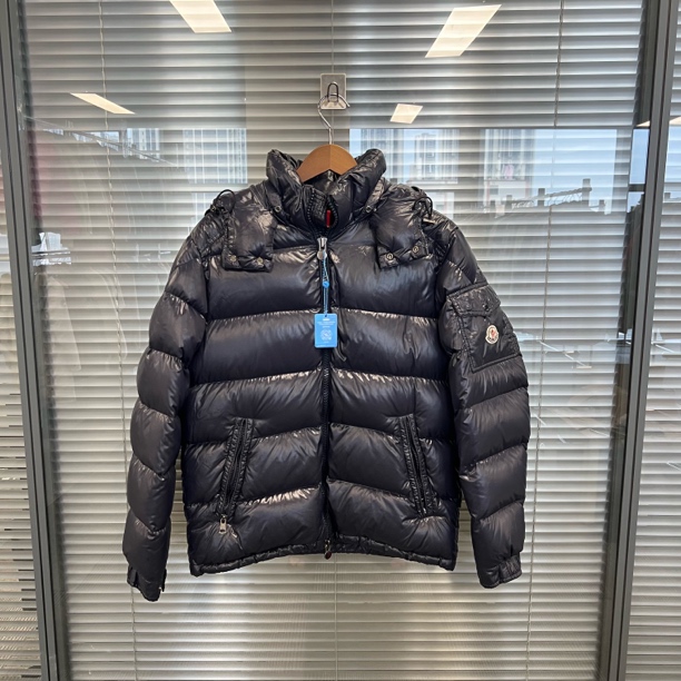 99新 MONCLER 蒙口盟可睐Maya藏蓝色羽绒服 3码 99新#ll6691