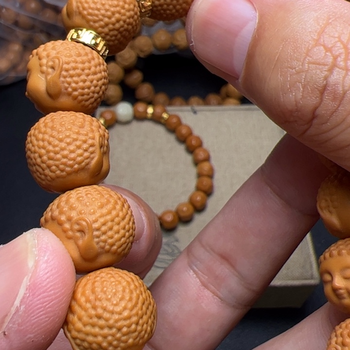 猴头核桃手串卡罗拉咯