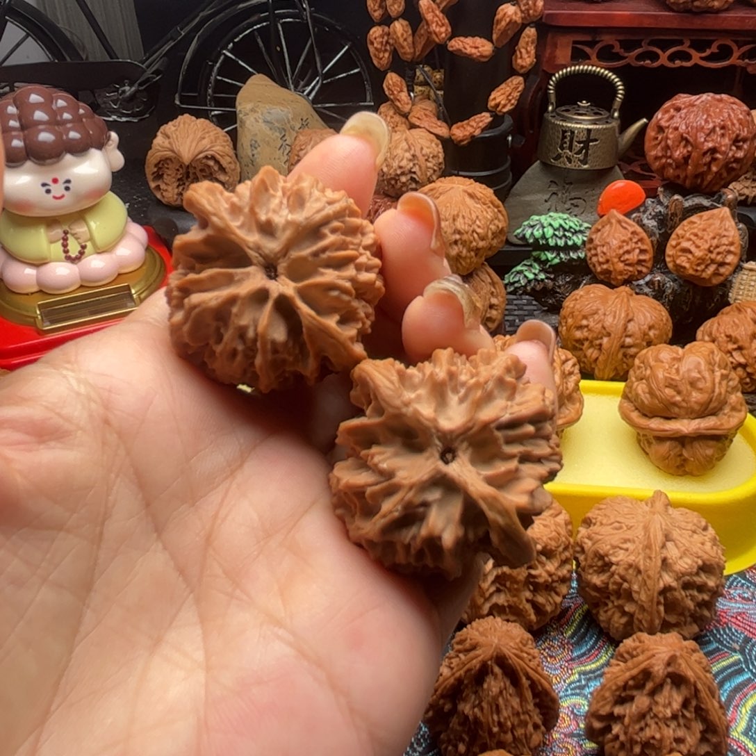 文玩核桃吊坠全品苹果园 桃心桩39