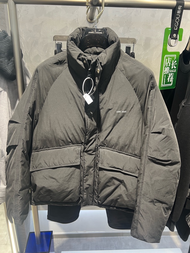 杰尼轩诗2025冬款外套只有L码
