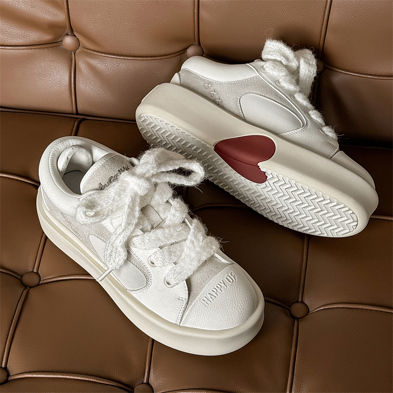 欧洲站情侣款鸳鸯爱心小白鞋男女款2025新款春季厚底增高运动板鞋