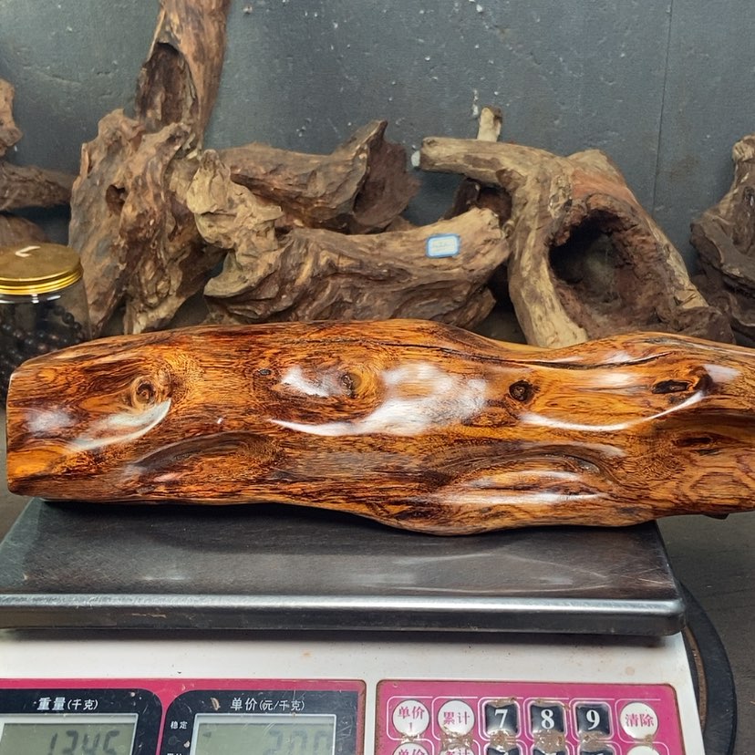 【闪购商品】黄花梨/降香黄檀琉*?