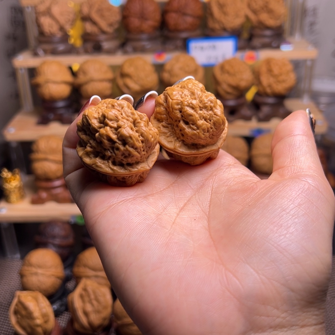 把件桃核血麒麟H6、3