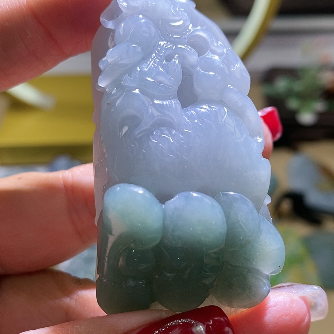 【闪购商品】翡翠颈饰未镶嵌麒麟