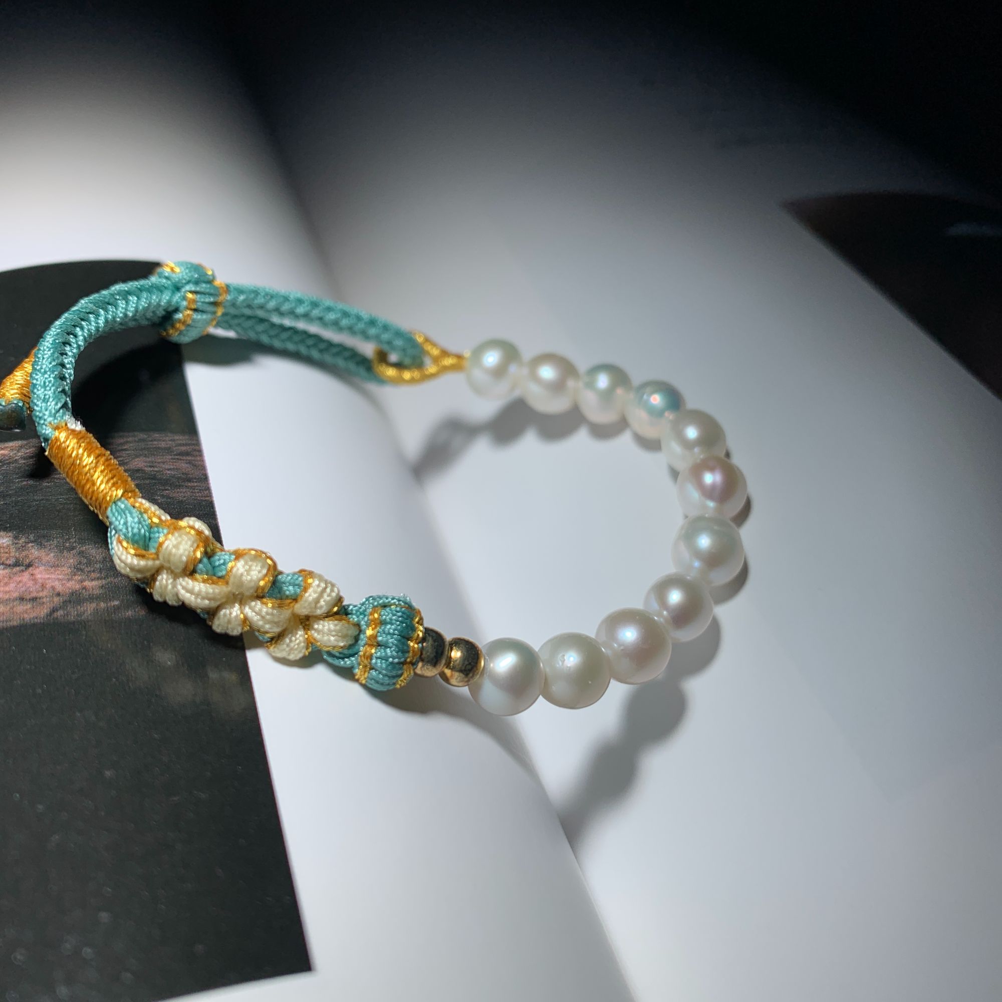 天然珍珠绳艺手链多样性发一