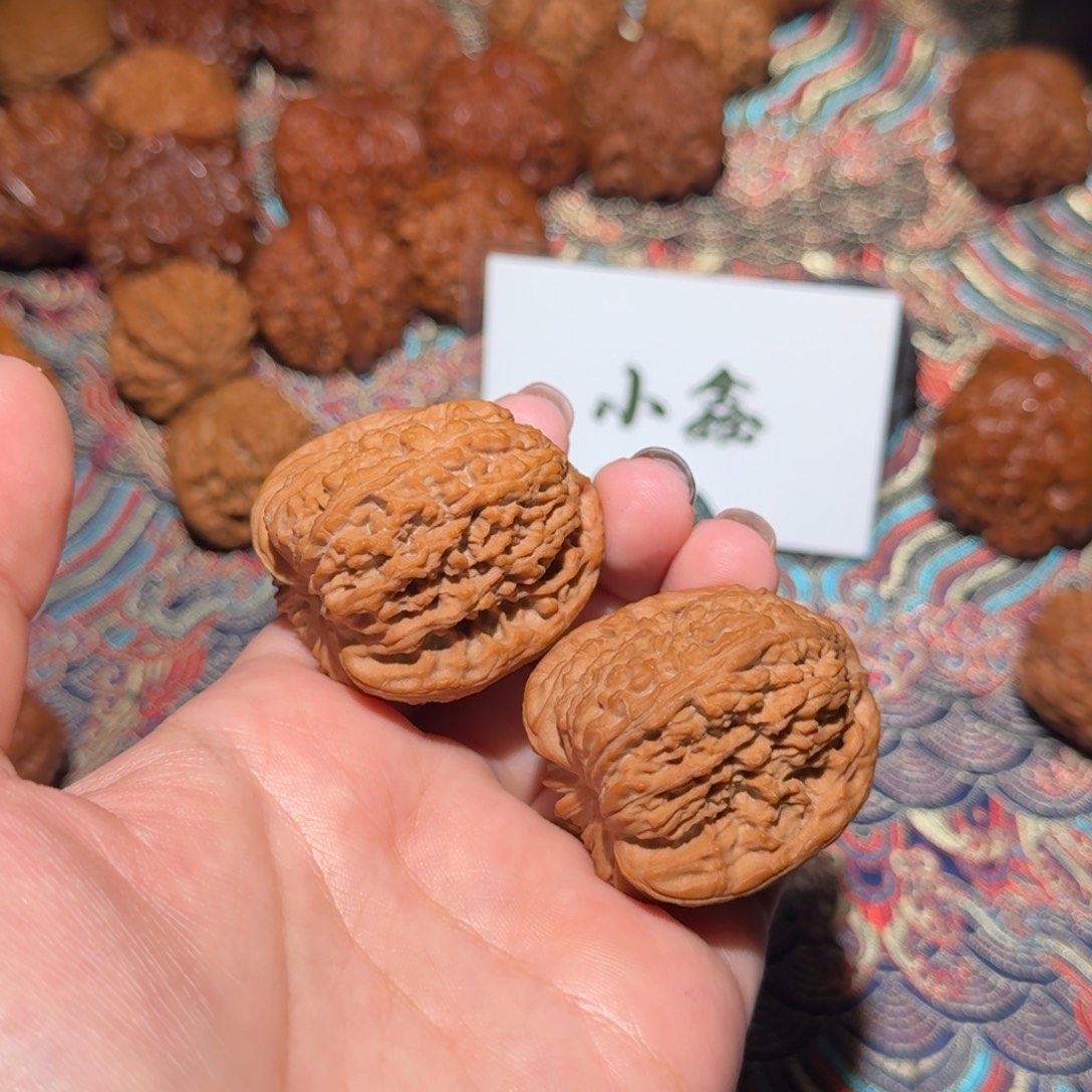 文玩核桃把件1950号39高炮南疆石南疆石南疆石