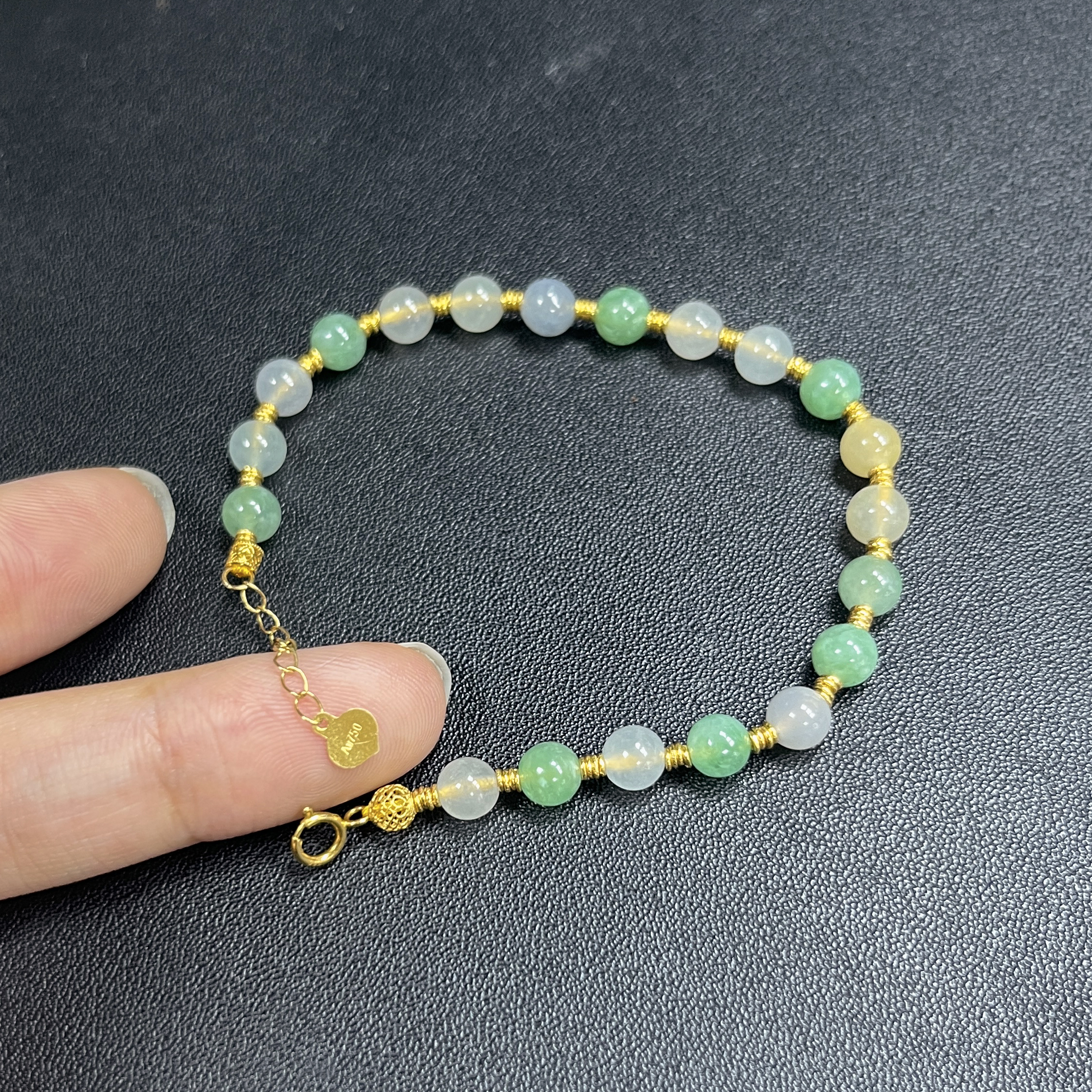 于于珠宝-天然A货缅甸翡翠手串冰种玉石珠串5.4mm
