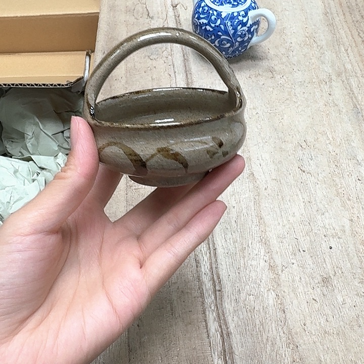 莫***莫瓷片噗哈哈哈哈哈哈哈