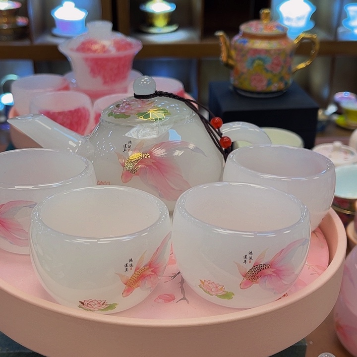 段泥茶杯啦咯啦咯哦哦哦啦咯哦啊啦啦啦