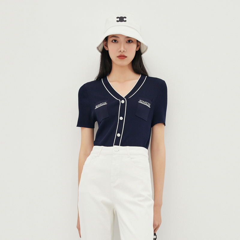 【小余专享】BADINA毛针织衫132Q152