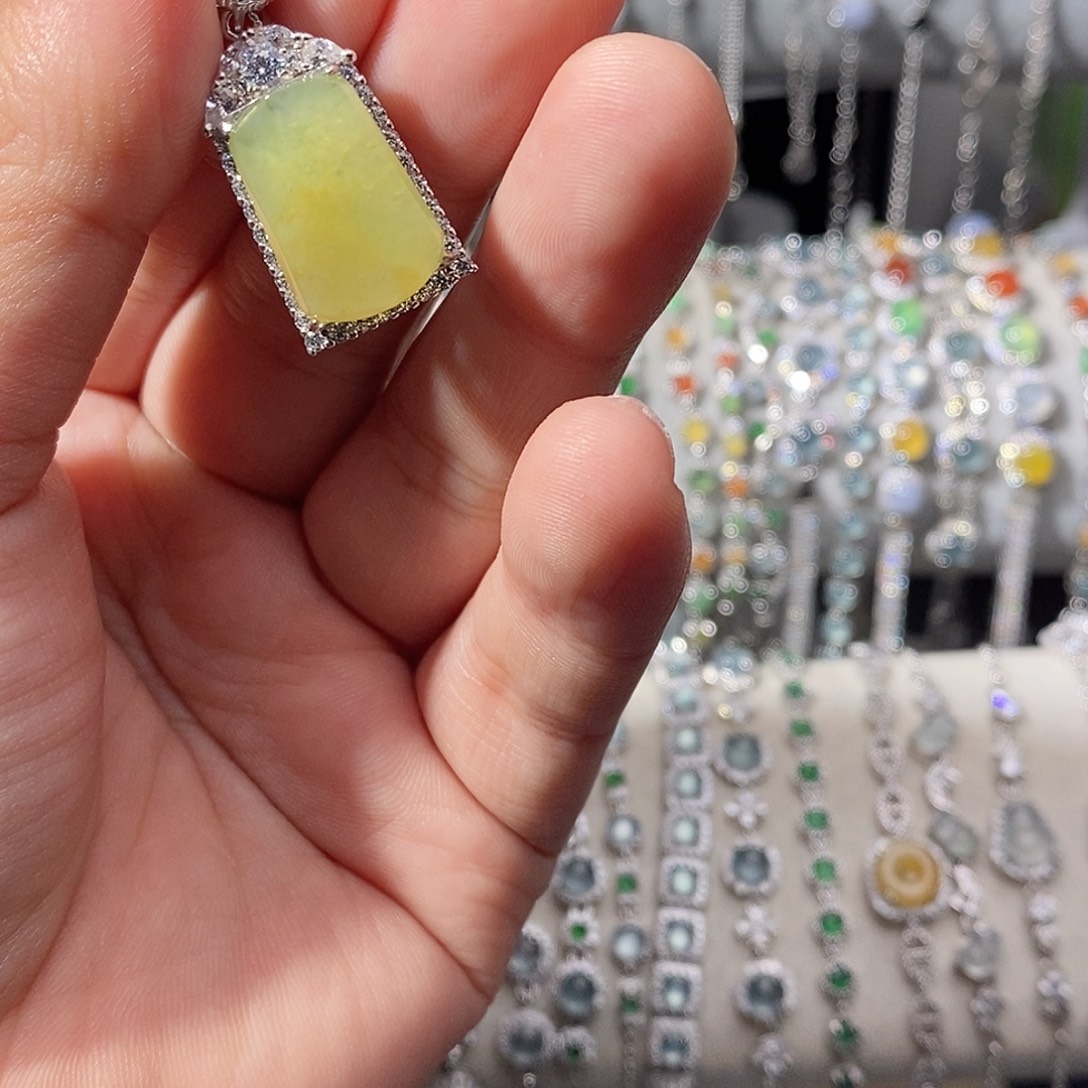 翡翠银S925镶嵌颈饰