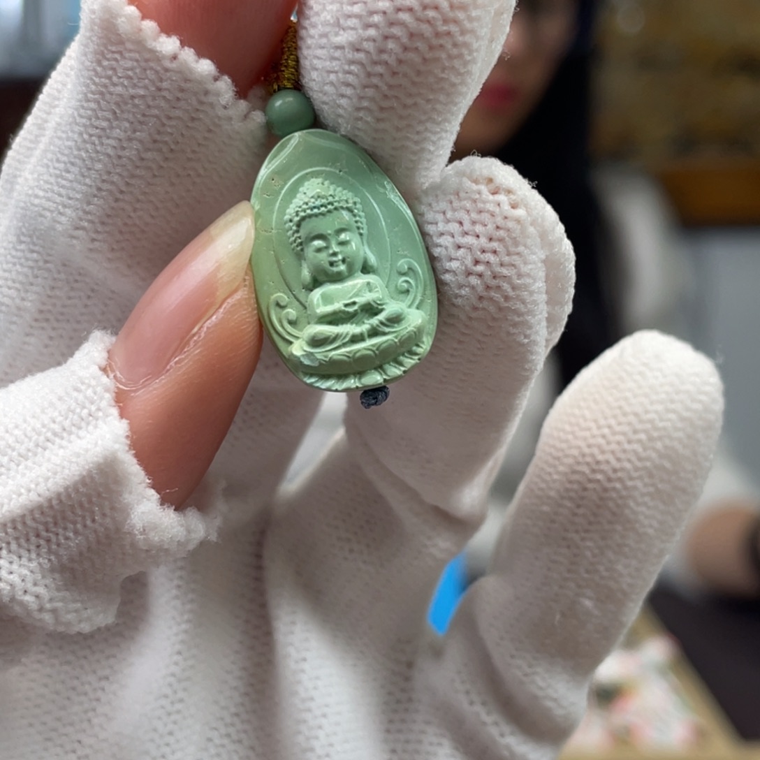 绿松石未镶嵌挂件