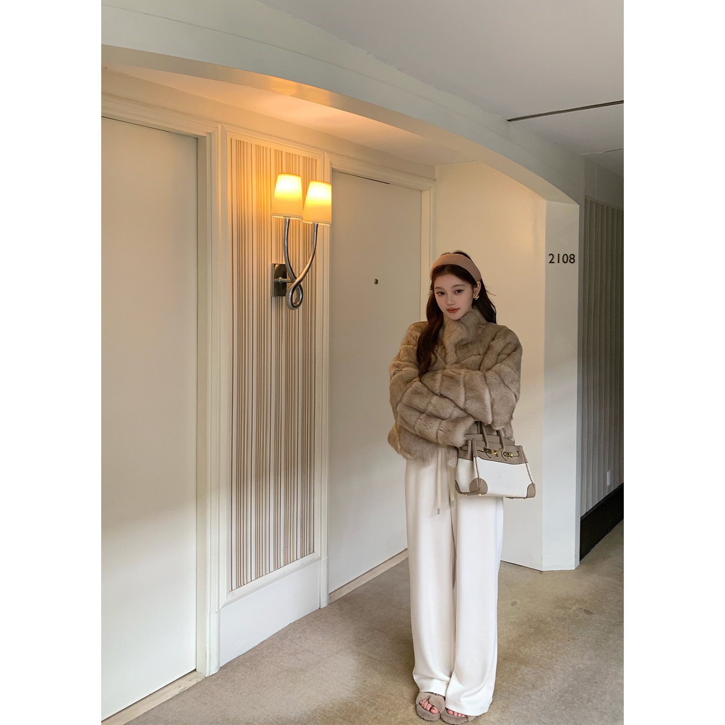 黛西 留洋千金 进口晕染奶兔毛皮外套女加厚毛毛大衣25冬新款短