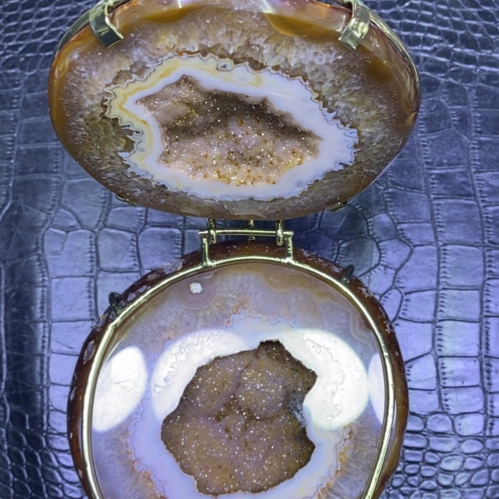 福利聚宝盆未镶嵌水晶