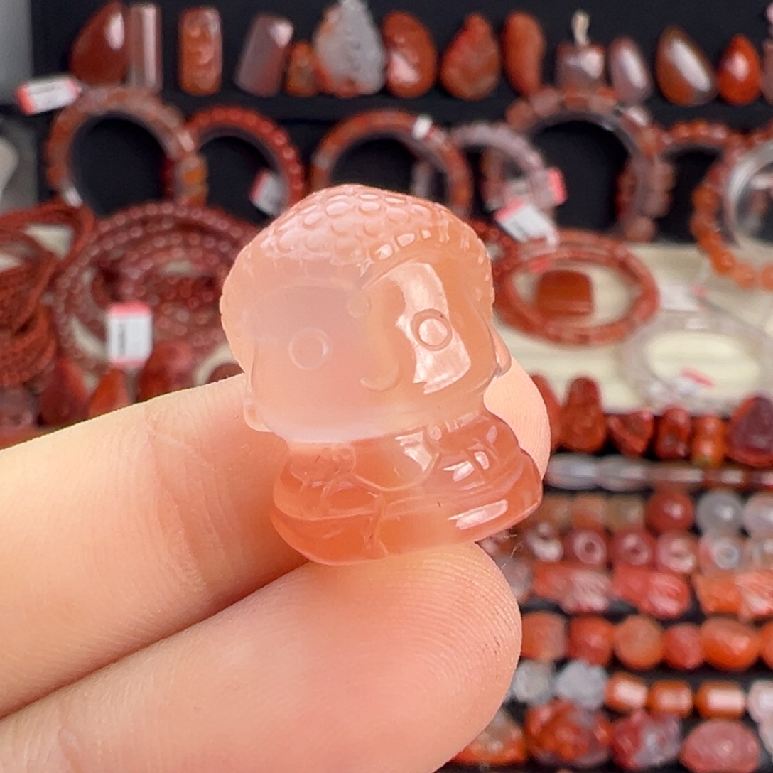 南红玛瑙未镶嵌颈饰卡通佛