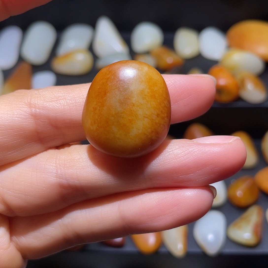 和田玉未镶嵌颈饰11.4g