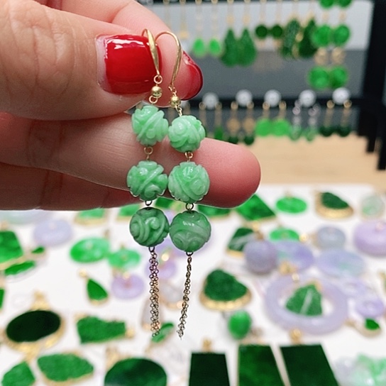 翡翠耳饰18K金镶嵌耳饰