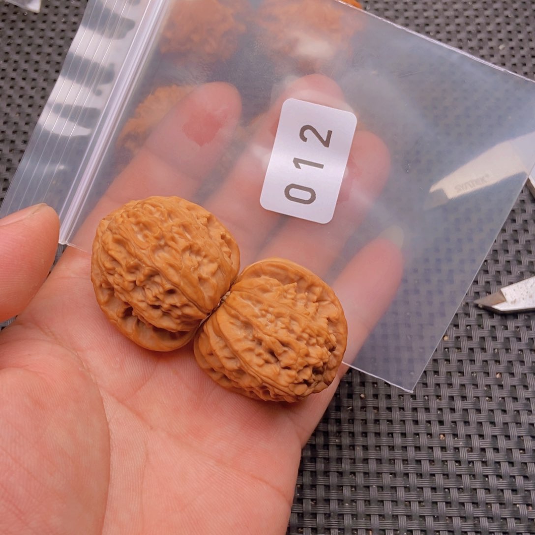 文玩核桃吊坠@*阳012111111111