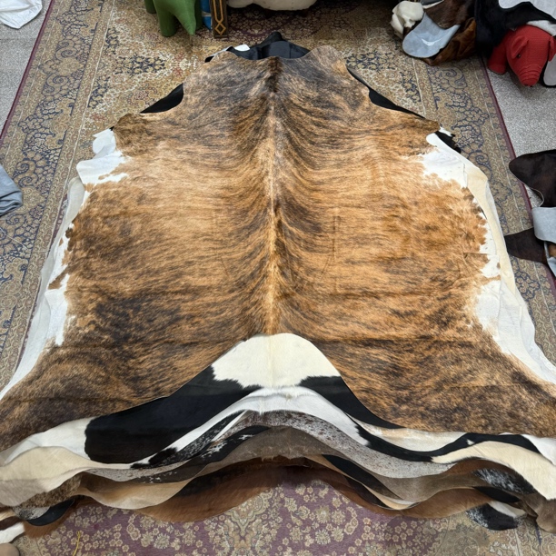 【本尼家】F229 225x210cm专拍牛皮地毯家用轻奢手工