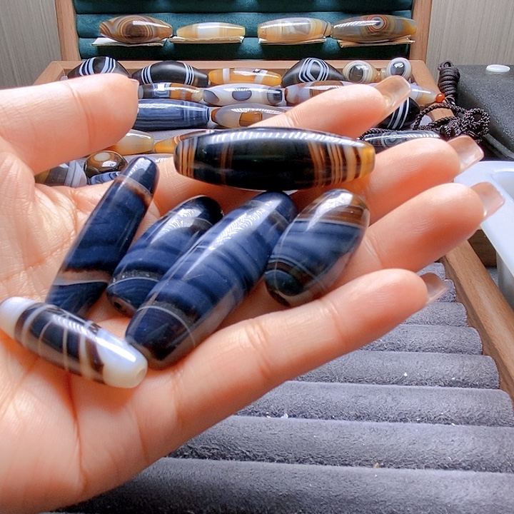 哈***尼玛瑙/玉髓未镶嵌吊坠(不含链)