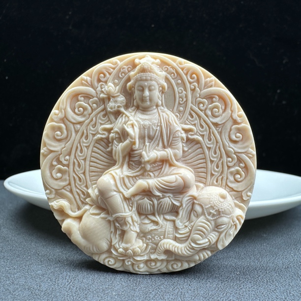 K7833天然猛犸牙 雕刻牌普贤菩萨58*12mm支持鉴定 假一罚四