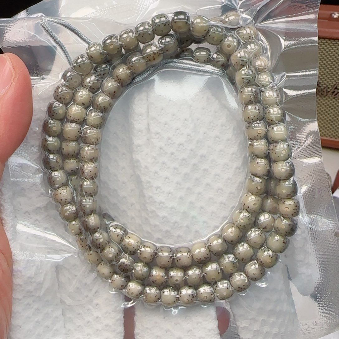 星月菩提手串糯冰同志果108-7*6