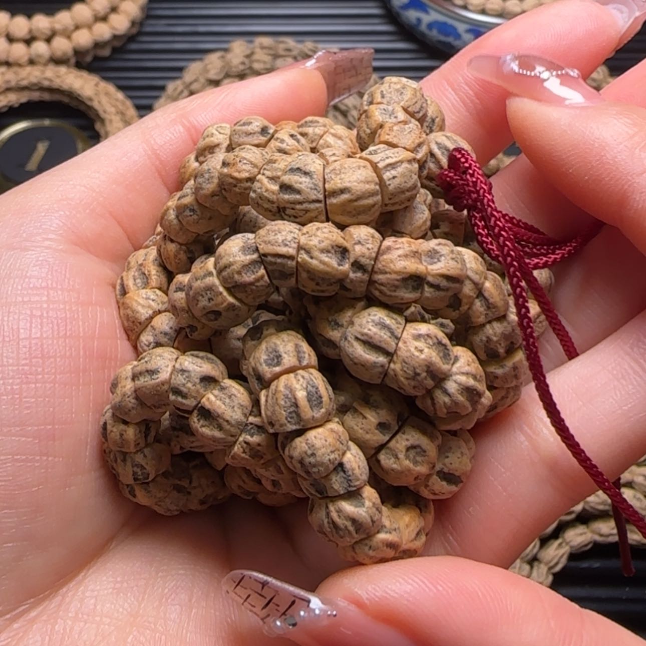 【闪购商品】柏香籽/百香籽吊坠哲*