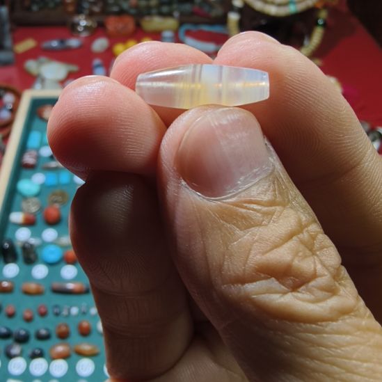 青****玛瑙/玉髓未镶嵌天然原矿玛瑙天然原矿玛瑙