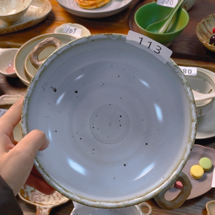 景德镇市和上海浦东国际机场等