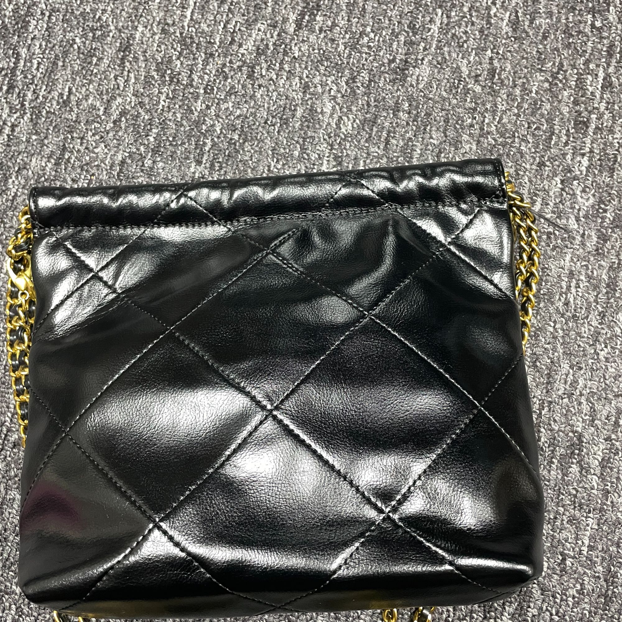 时尚潮流打造真皮女士包潮流10228-1黑色