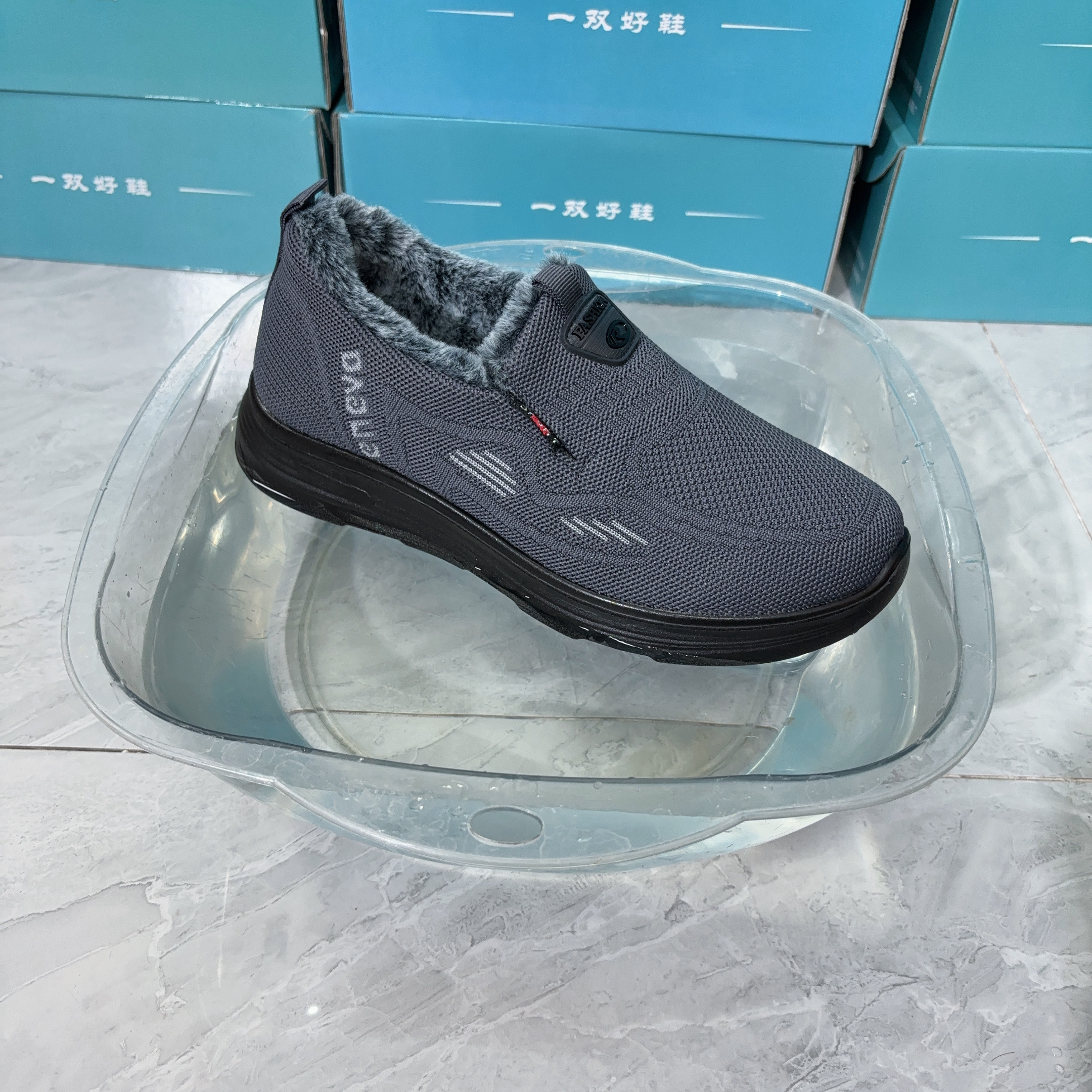 冬季加绒加厚老北京布鞋男款棉鞋中老年保暖爸爸鞋防滑软底