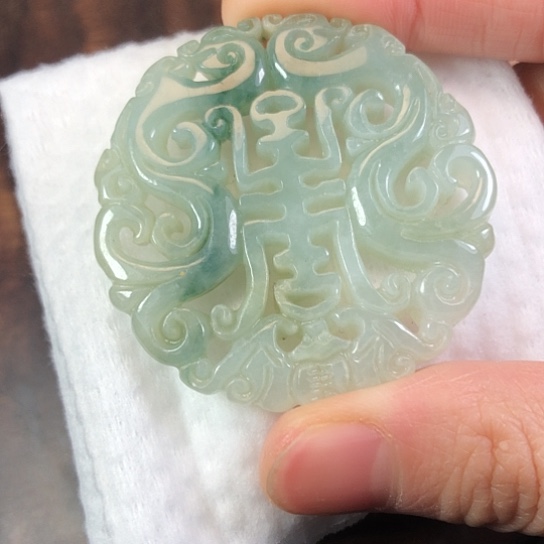 翡翠未镶嵌颈饰缅甸A货，每天下午1点半开播