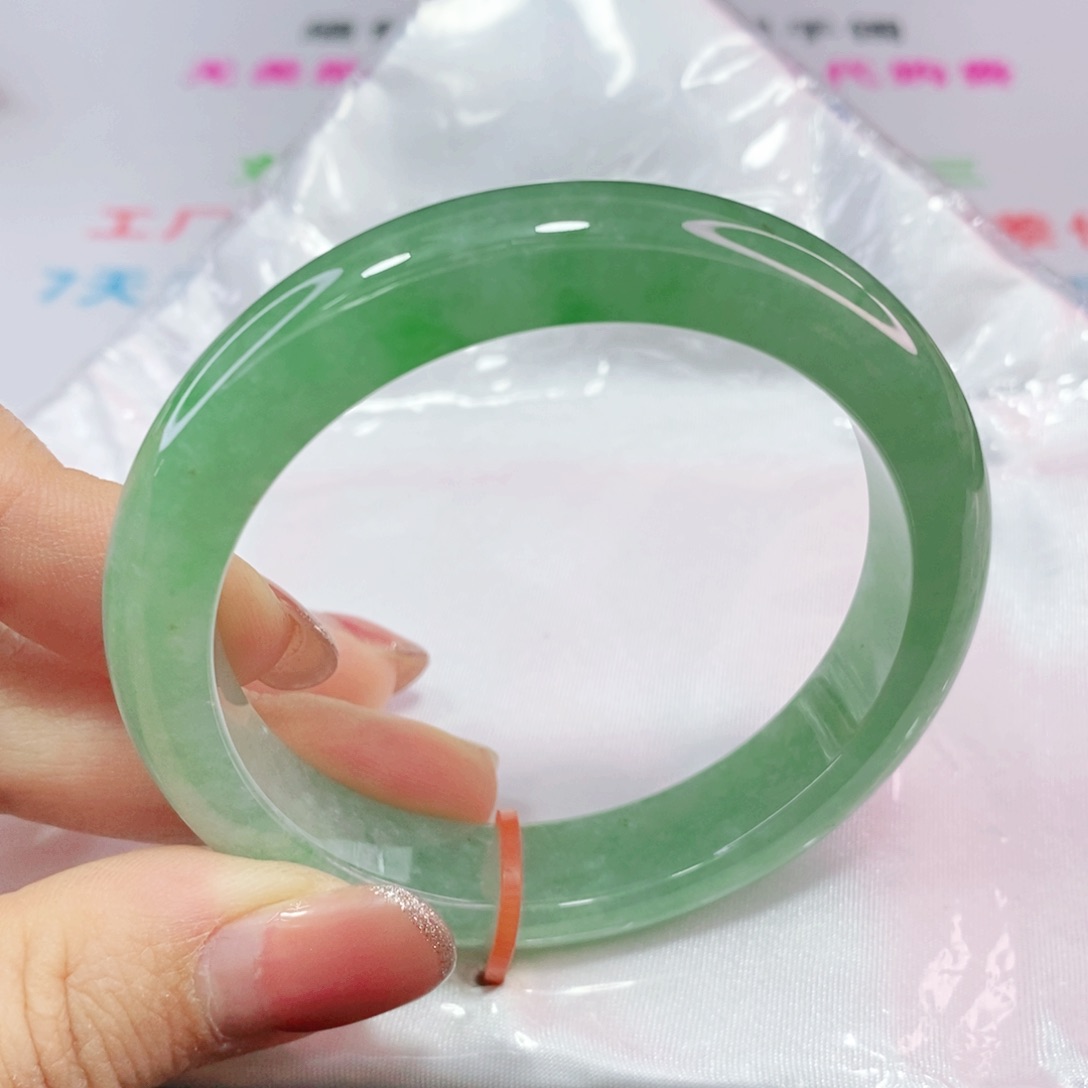 未镶嵌手镯翡翠53圈完整强推