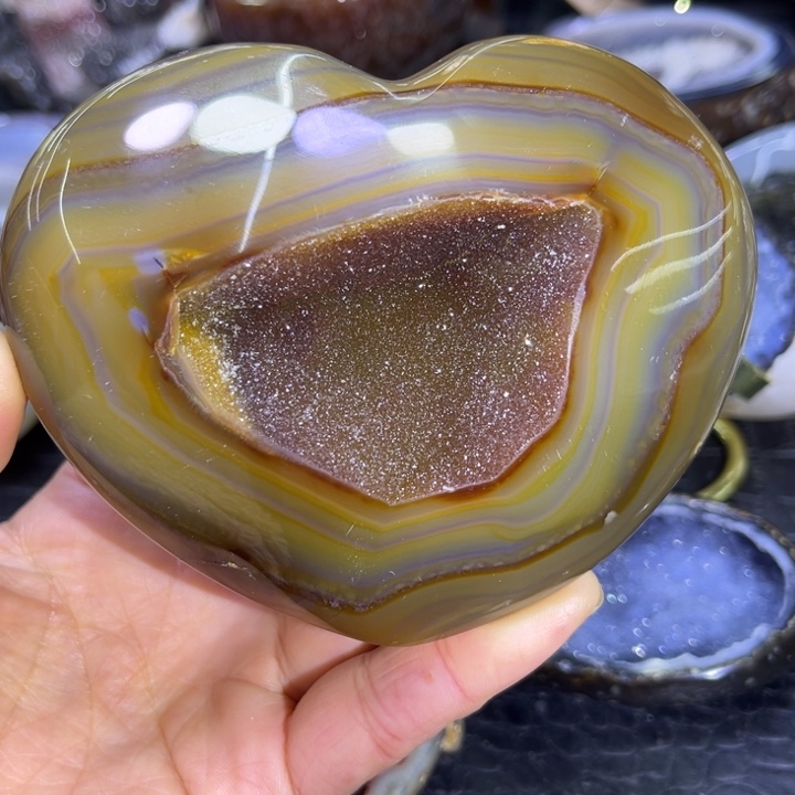 未镶嵌水晶珠宝半成品