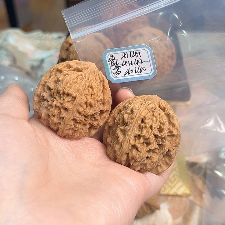 文玩核桃把件赵喜满南将石