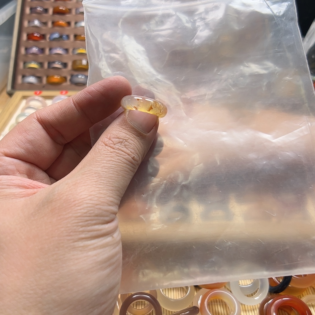 i***o玛瑙/玉髓未镶嵌戒圈