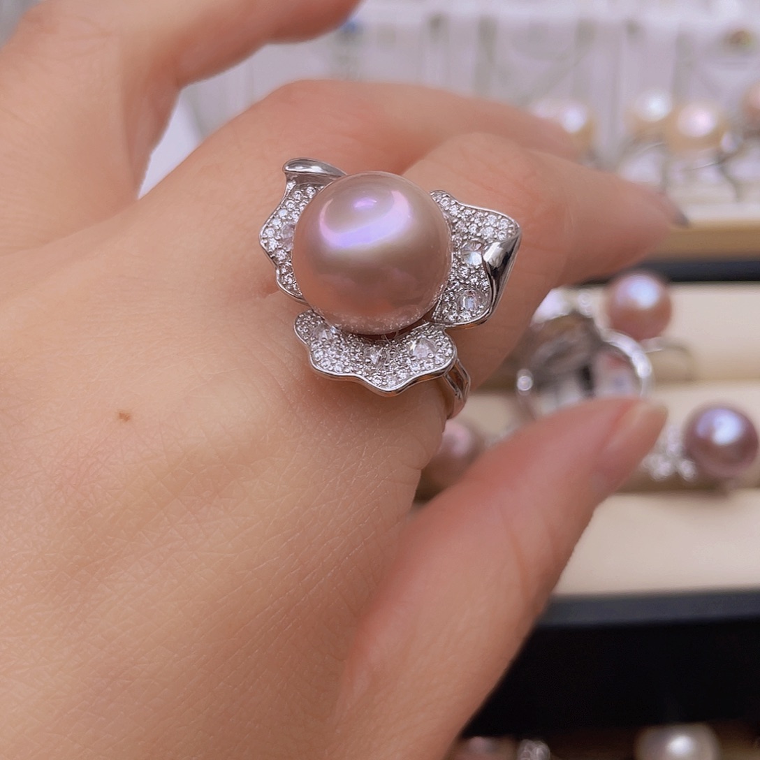 燕***子淡水珍珠银S925镶嵌戒指