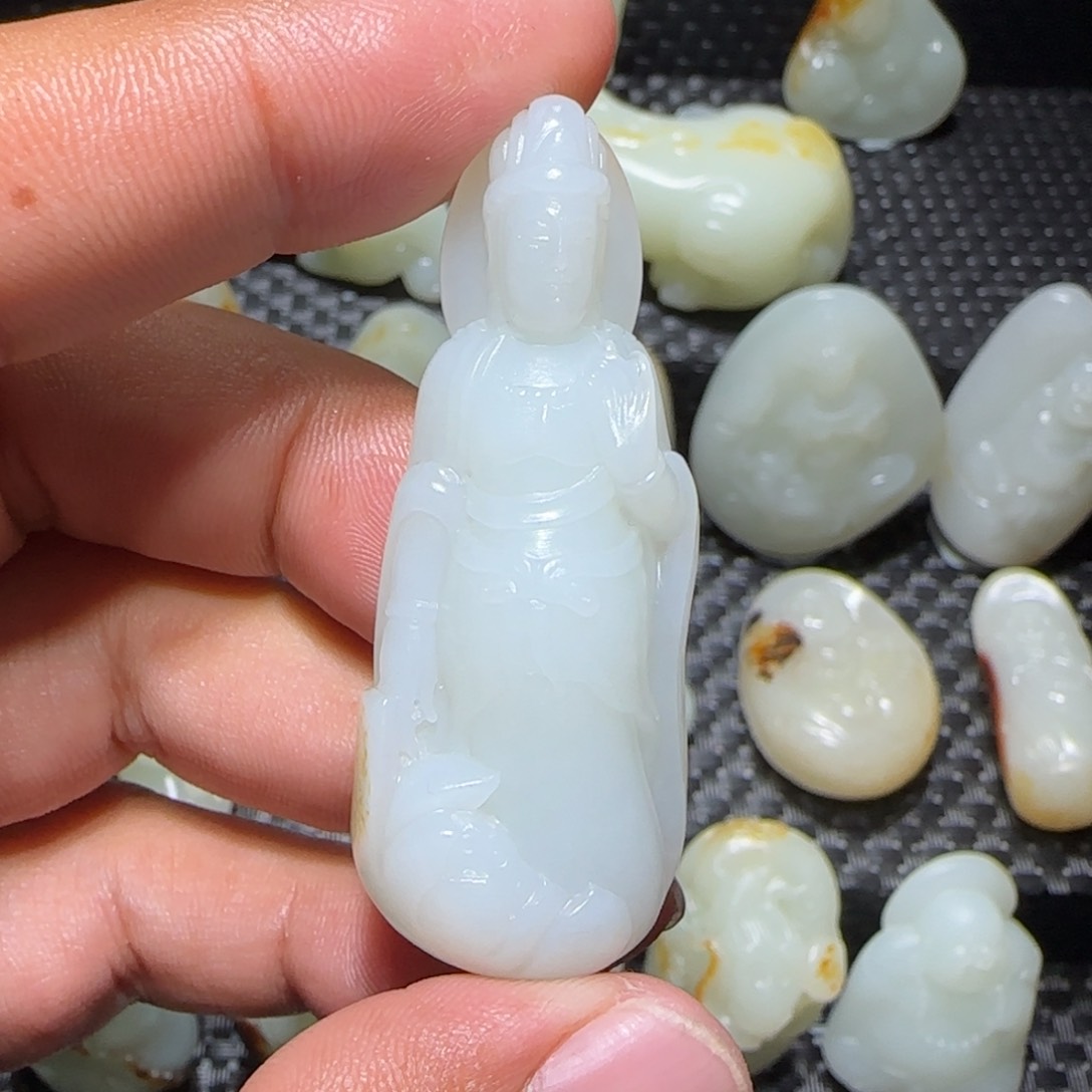 和田玉挂件未镶嵌M****s