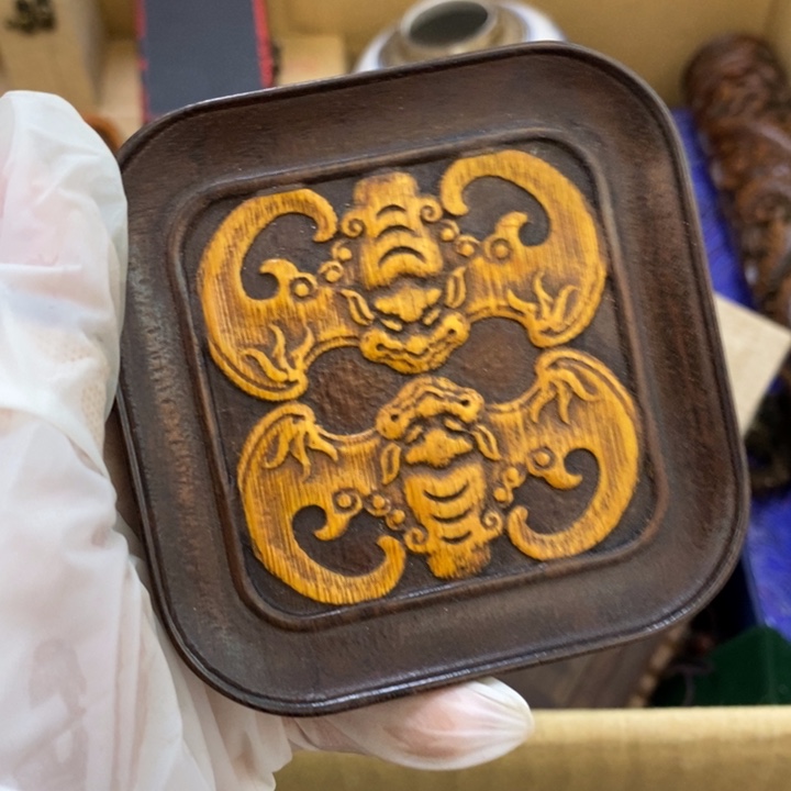 瓷片哦哦哦哟哟哟哟哟哟哟哦