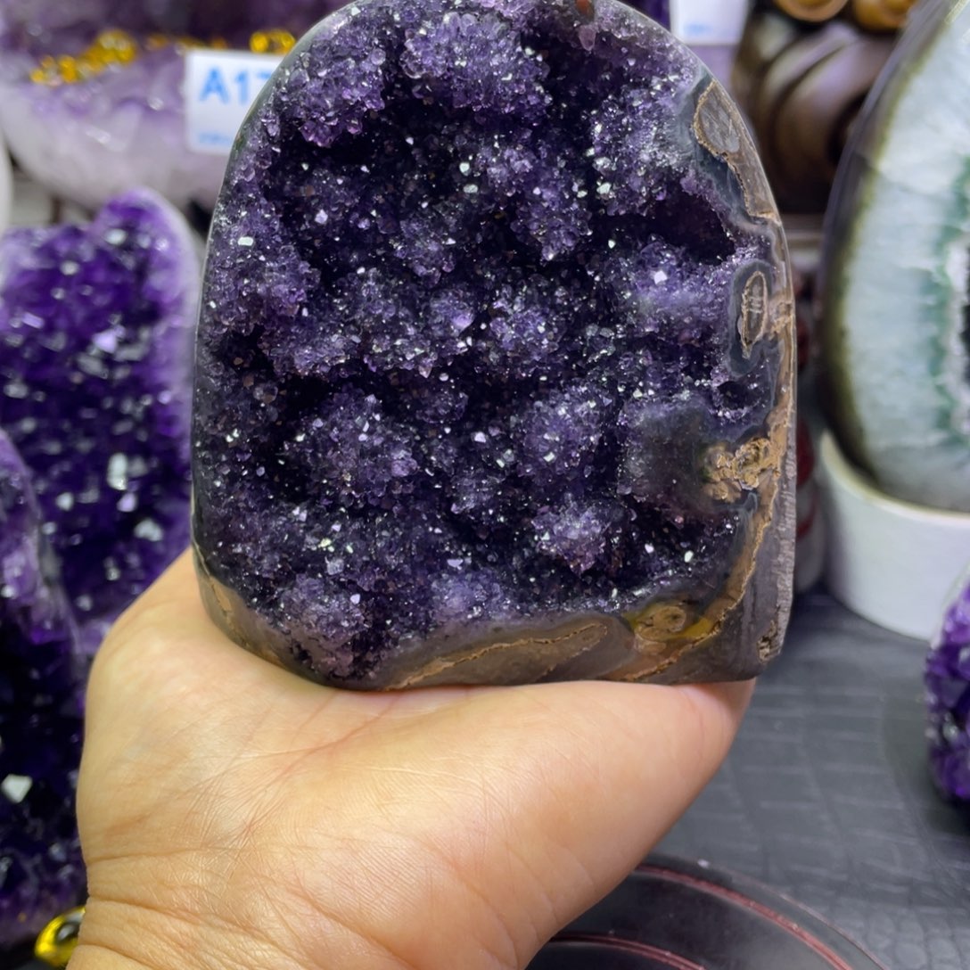 未镶嵌大型摆件（非配饰）紫晶