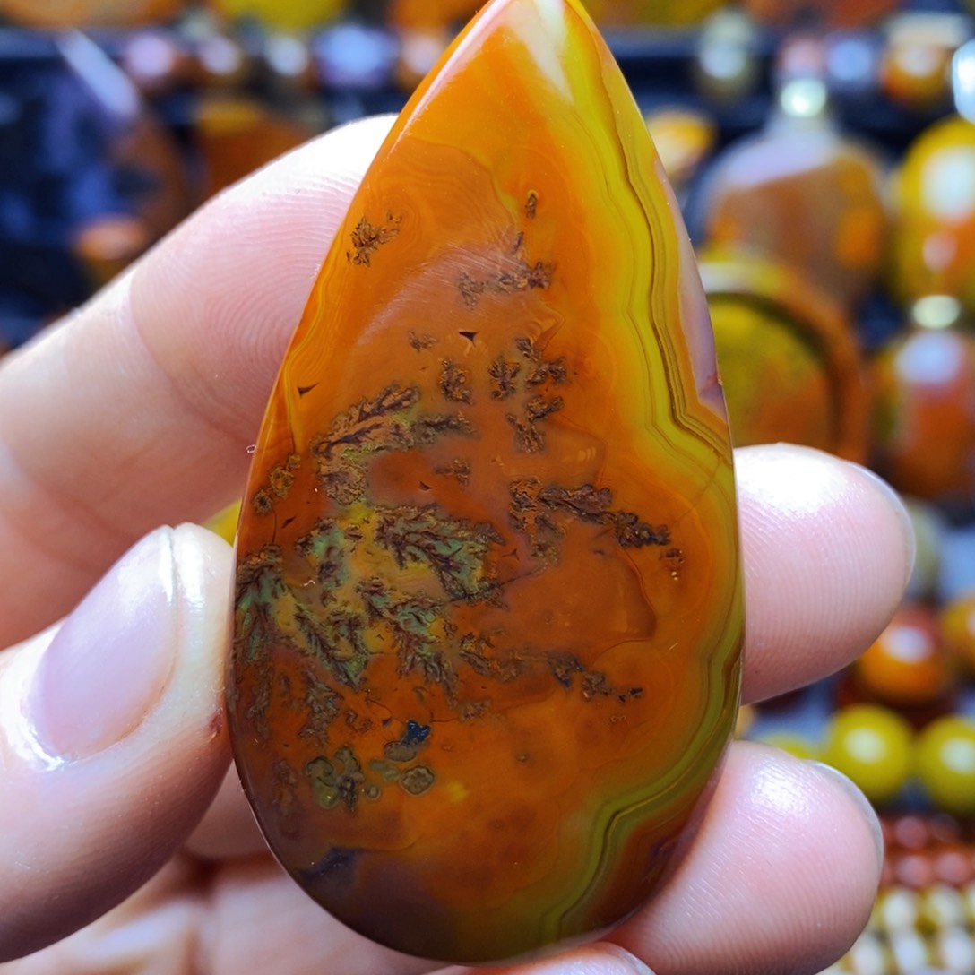 玛瑙/玉髓颈饰未镶嵌