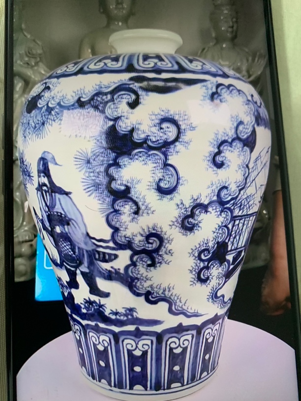 海捞瓷 青花人物梅瓶