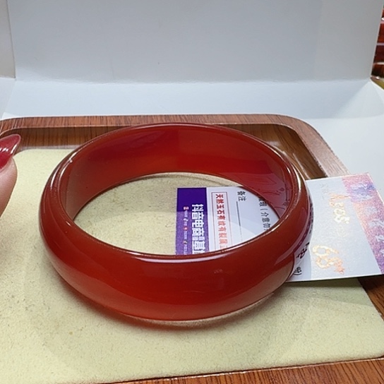 玛瑙/玉髓手镯未镶嵌安****店