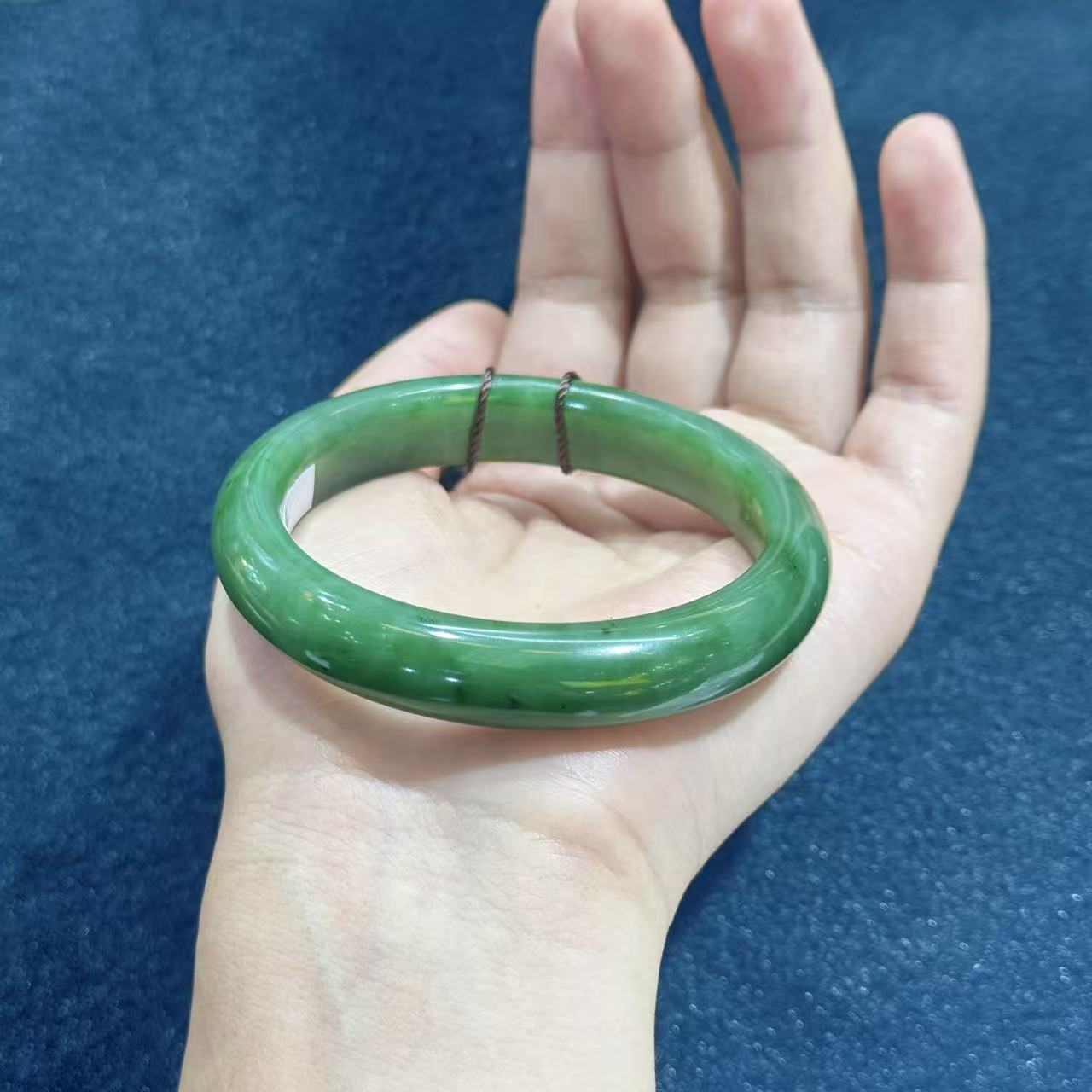 和田玉手镯-约12*9mm-多样性发货-H泰-A119