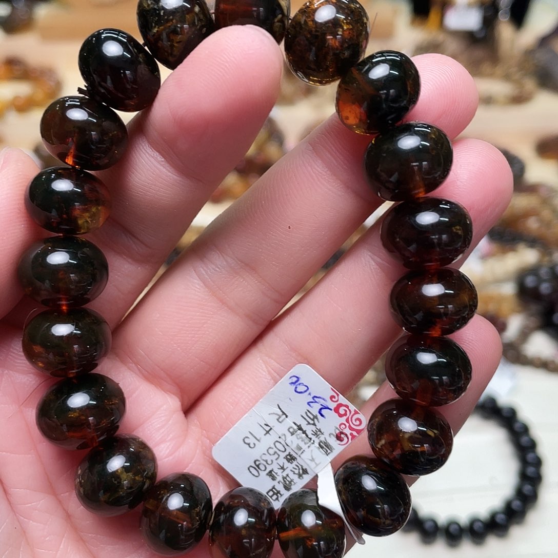 琥珀裸石未镶嵌十三10879